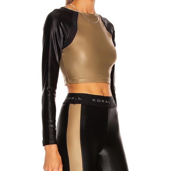 Koral Tan and Cream Raglan Crop Top - Picture 7 of 8